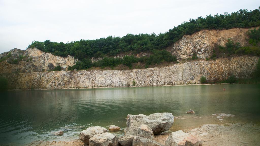 Penzion Zatisi Mikulov Εξωτερικό φωτογραφία